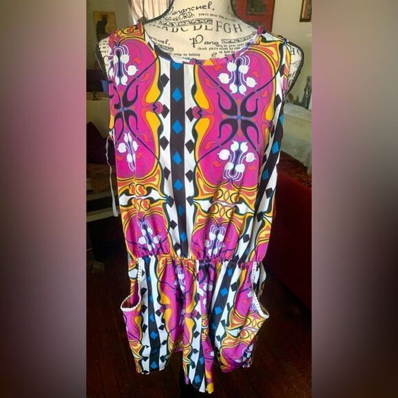 Peach Love of California sleeveless romper - Picture 5 of 7